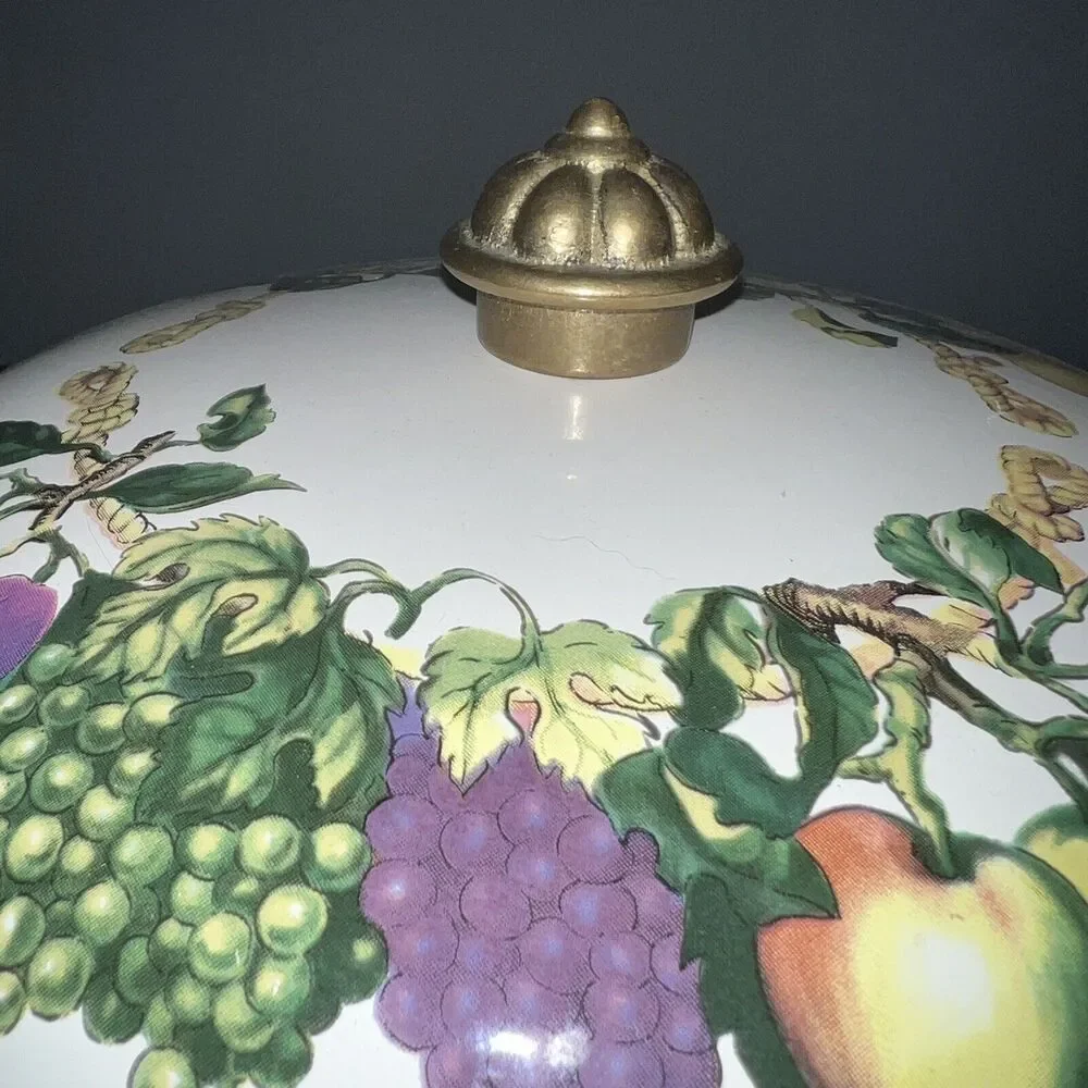 Tabletops Unlimited Vitroceramic cookware 3 Qt Enamel Stock Pot Dutch Oven Fruit